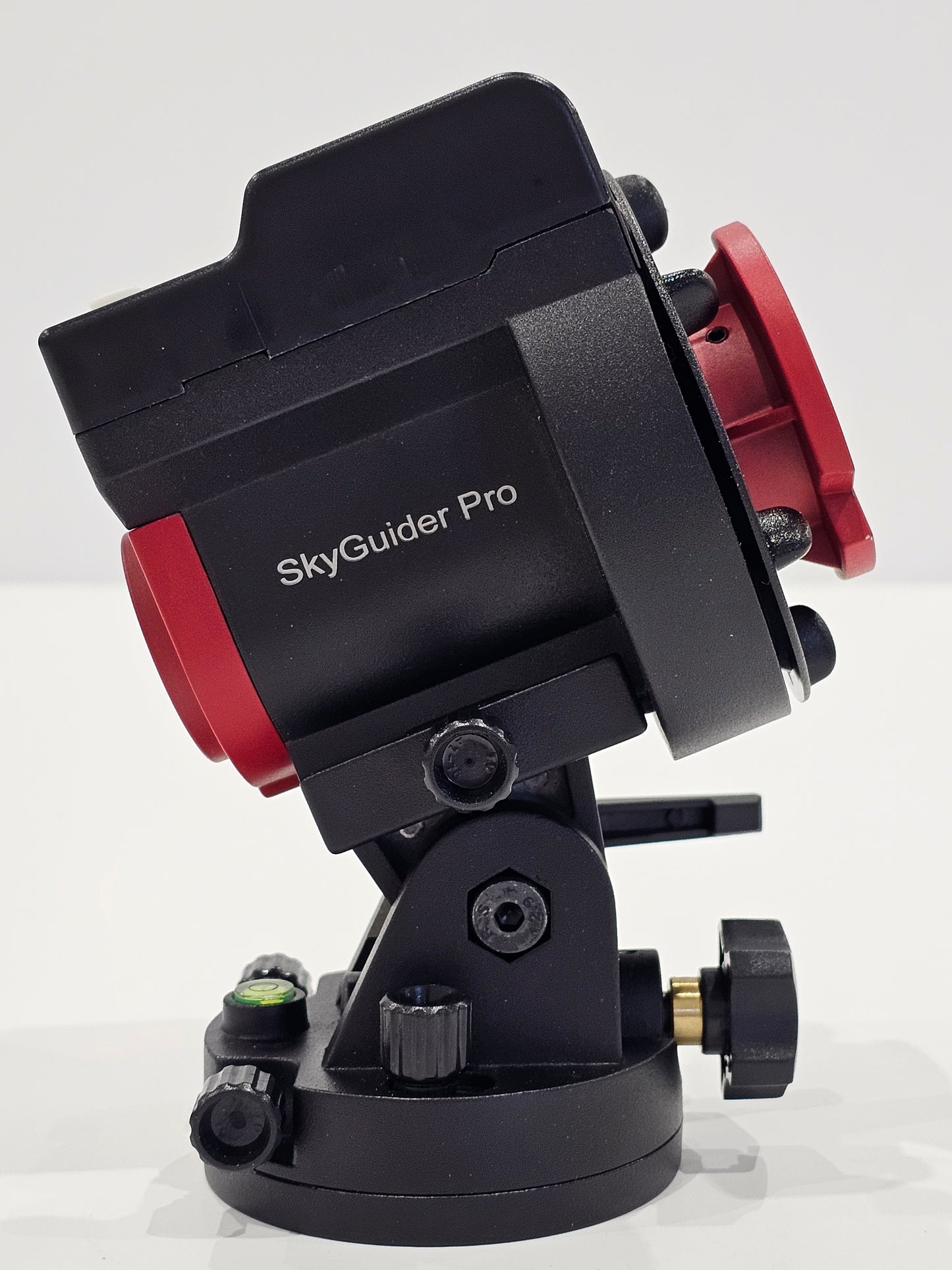 iOptron SkyGuider Pro with iPolar Scope